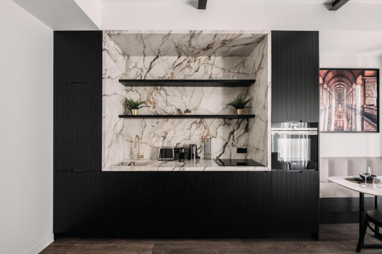 Highstay - Luxury Serviced Apartments - North Marais 1 パリ エクステリア 写真